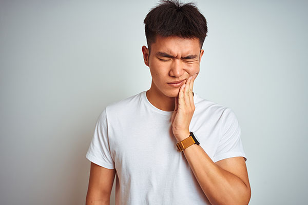 How An Endodontist Can Diagnose Tooth Pain